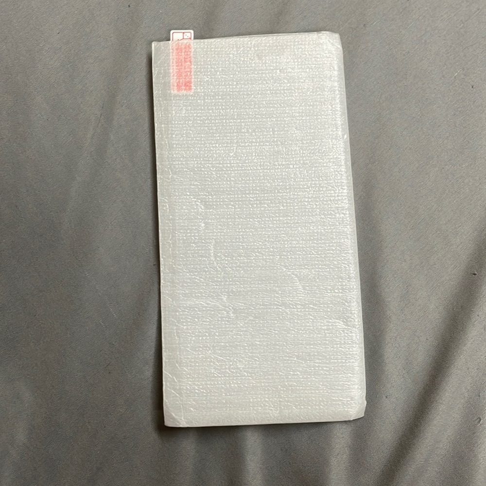 I’m selling an unused iPhone 11 Pro Max screen protector.